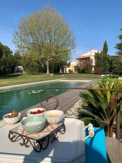 Vila Petit Mas Calme Typique Du Sud ! Valergues Exteriér fotografie